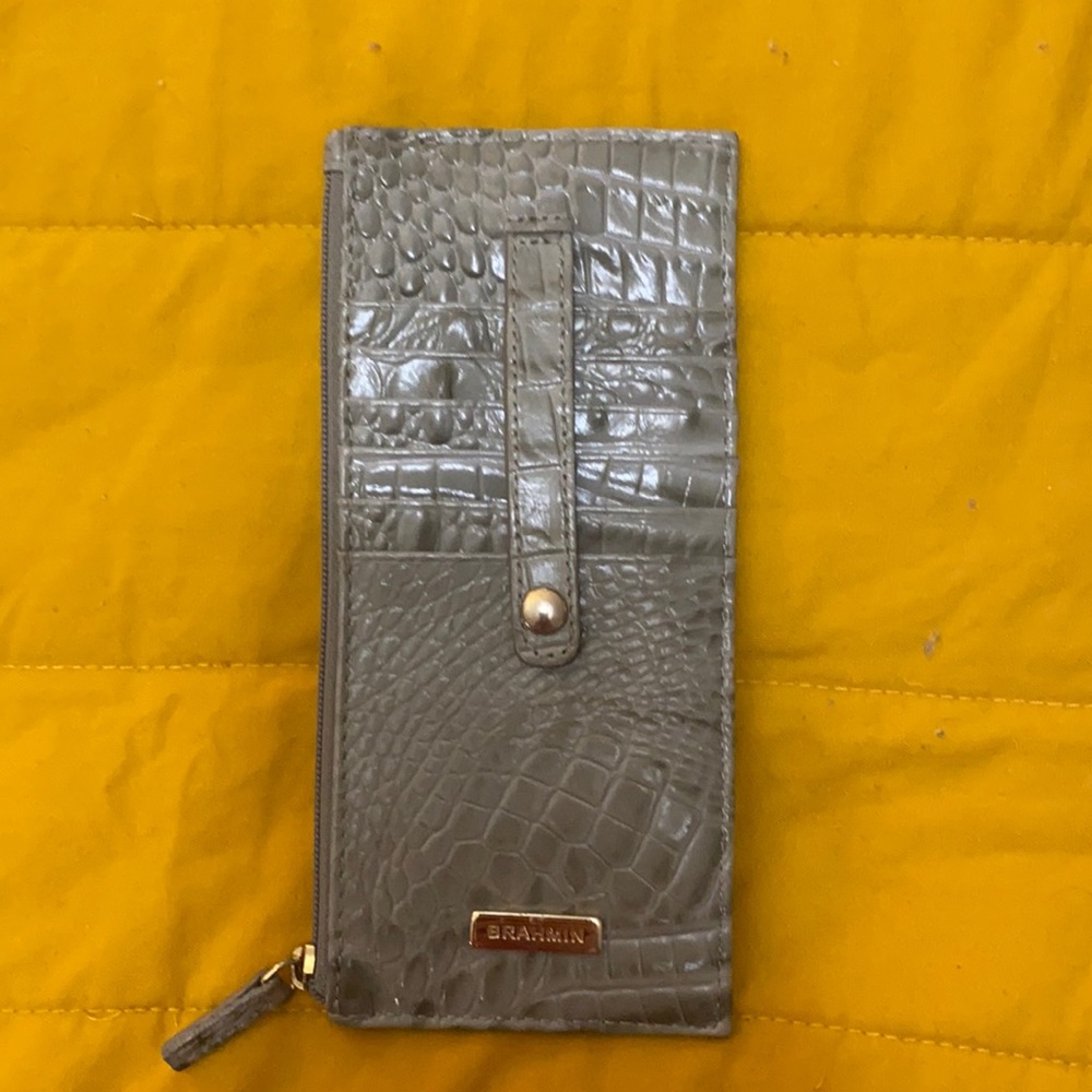 BRAHMIN
Melbourne Collection Crocodile-Embossed Leather Wallet